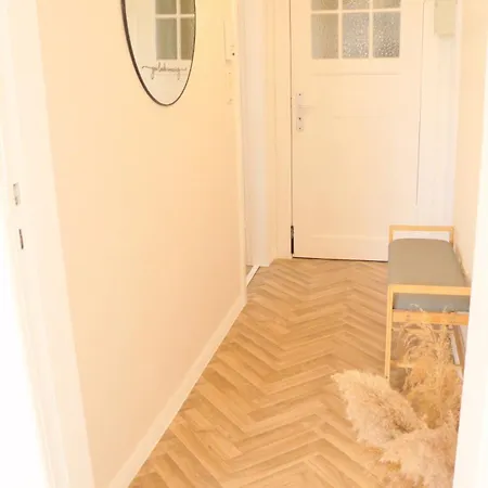 Helle Und Gemuetliche Naehe Stadtzentrum 公寓